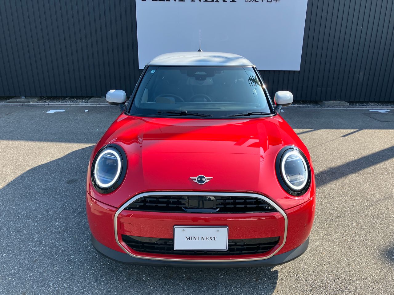 F66 MINI Cooper C 3Dr