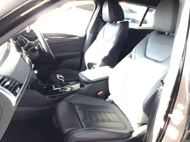 X4 M RHD