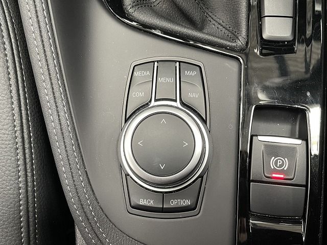 X1 sDrive18i RHD
