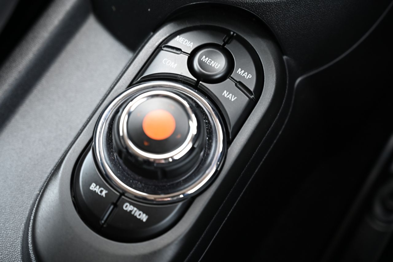 F55 MINI Cooper 5-Door Hatch LCI