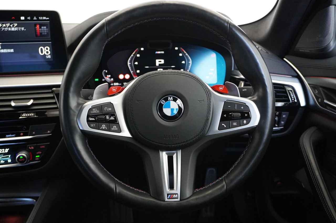M5 Sedan RHD