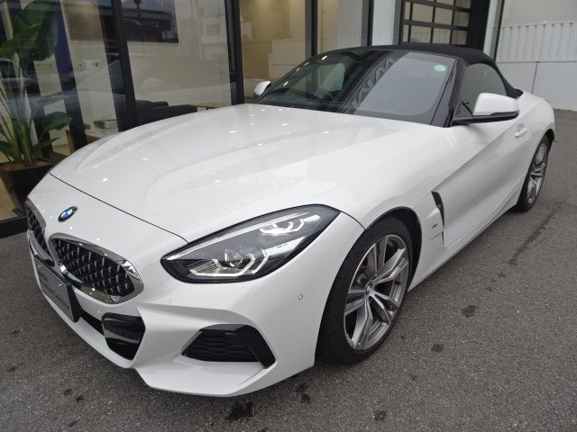 G29 z4 sDrive20i RHD