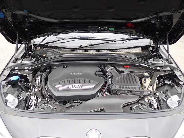 F40 118d Sports Hatch 5-door B47 2.0d