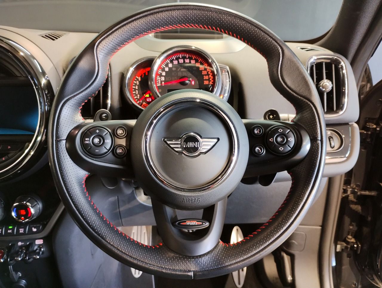 MINI CROSSOVER JCW