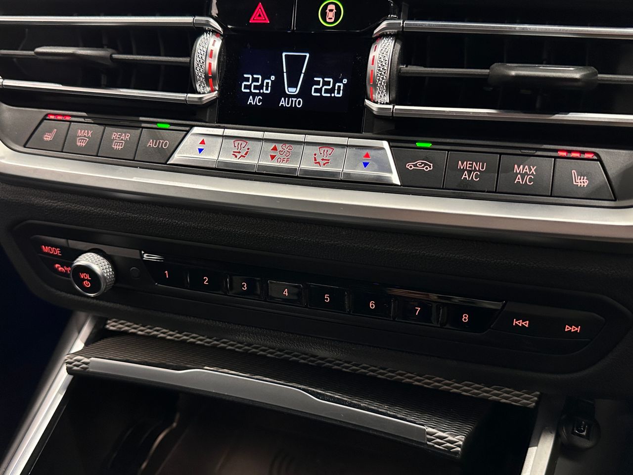 G21 320i RHD