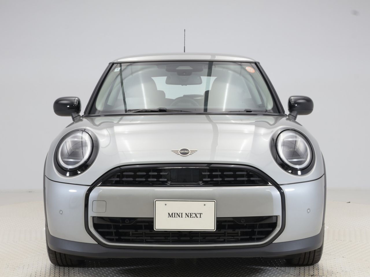 F66 MINI Cooper C 3Dr