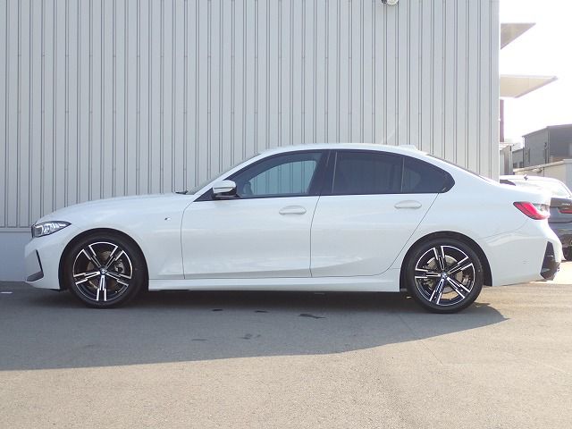 G20 320i Saloon LCI RHD MX