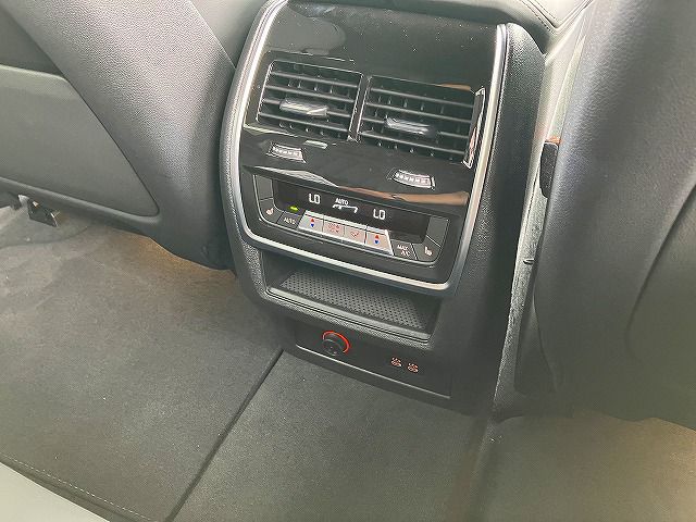 X5 xDrive40d RHD