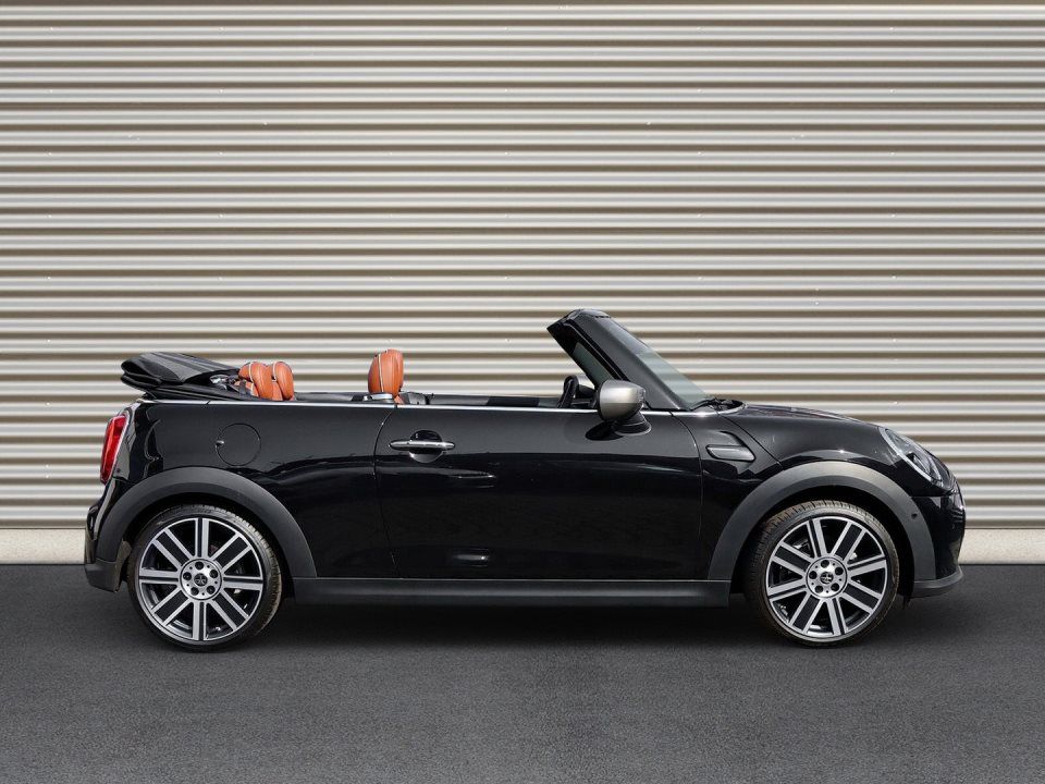 MINI Cooper Cabrio