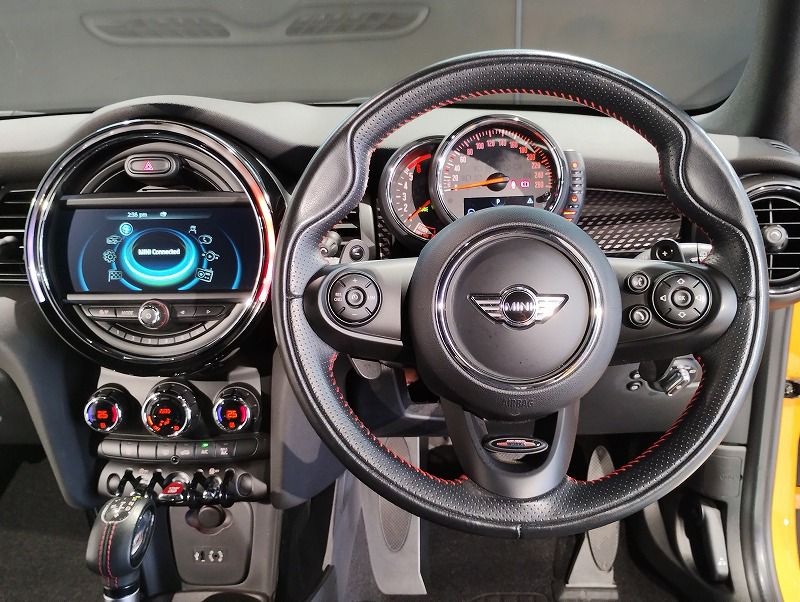 F56 COOPER S D(AT)