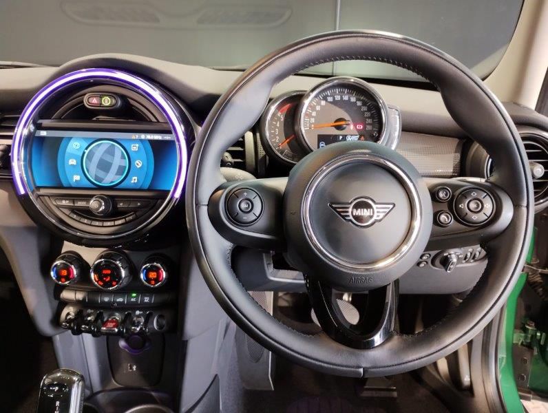 MINI F55 Cooper D 5dr Hatch LCI