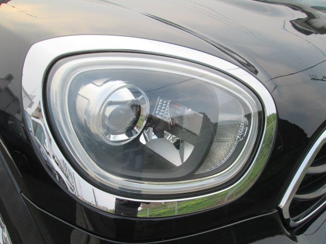MINI CROSSOVER ONE