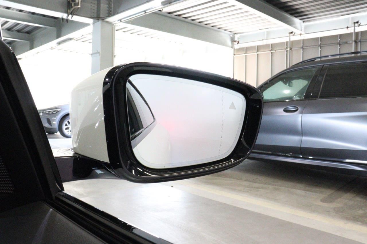 G26 i4 eDrive35 RHD