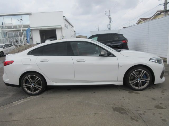 F4* **35i xDrive **** ***** B48 2.0i
