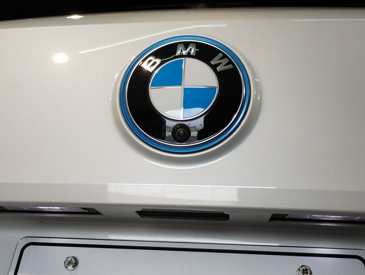 i20 iX xDrive40