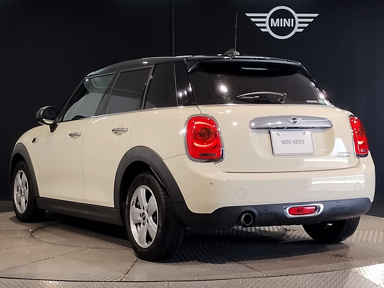 F55 COOPER