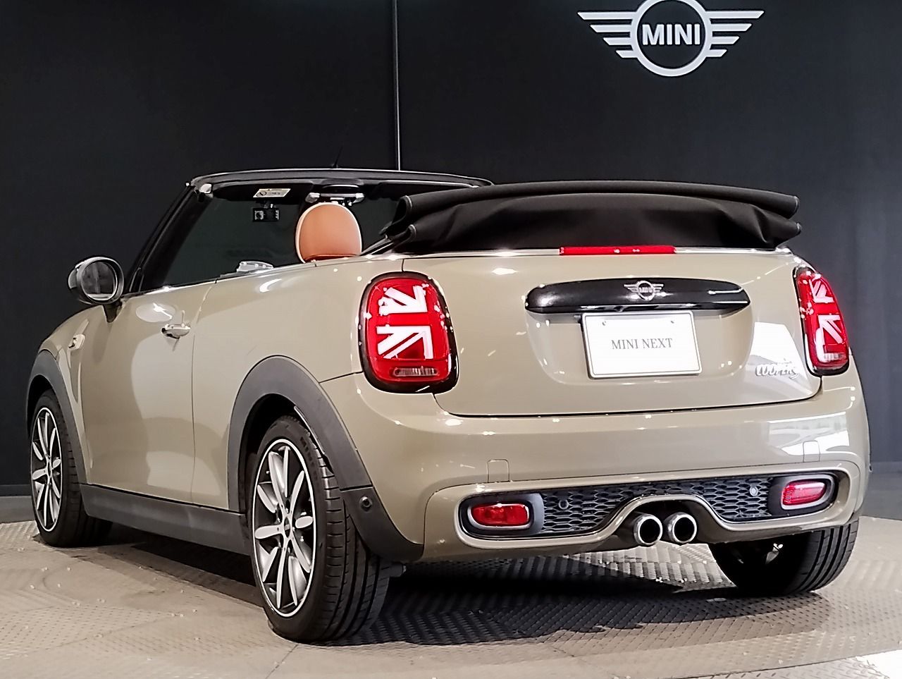 F57 MINI Cooper S Convertible LCI