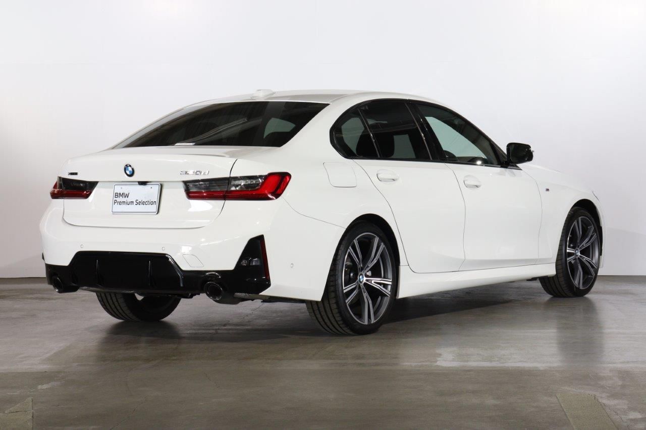 320d xDrive Berline RHD