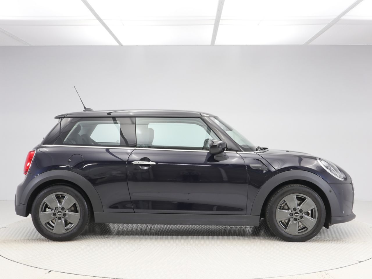 MINI Cooper F56 RHD