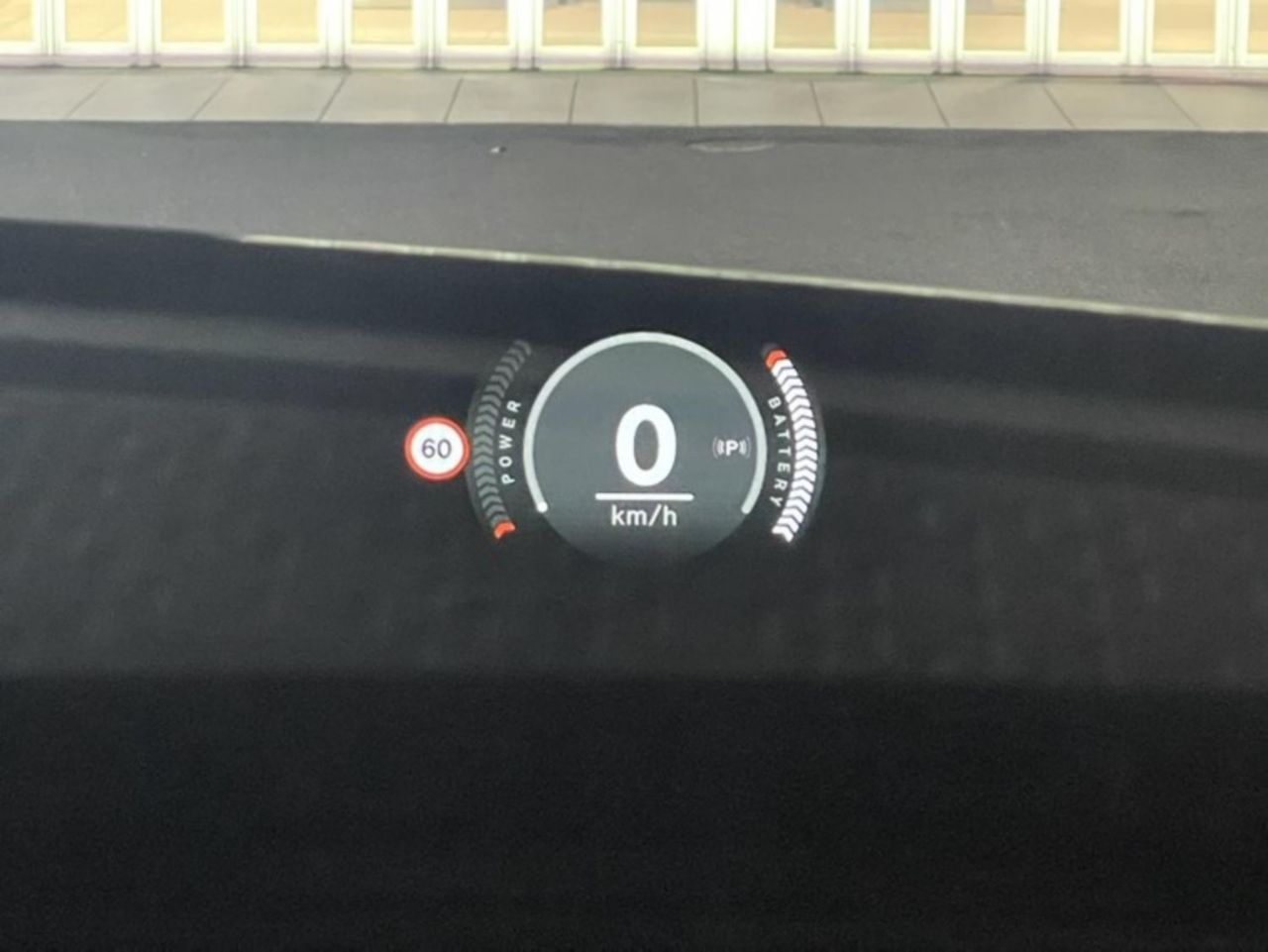 J01 MINI Cooper SE