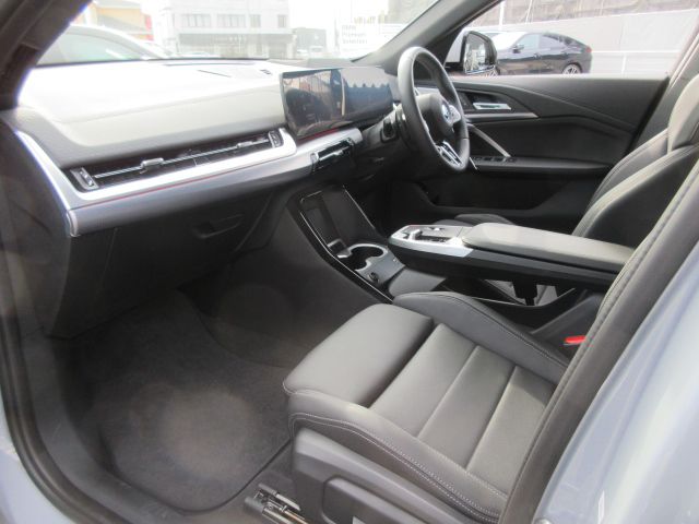 iX2 xDrive30 MSP