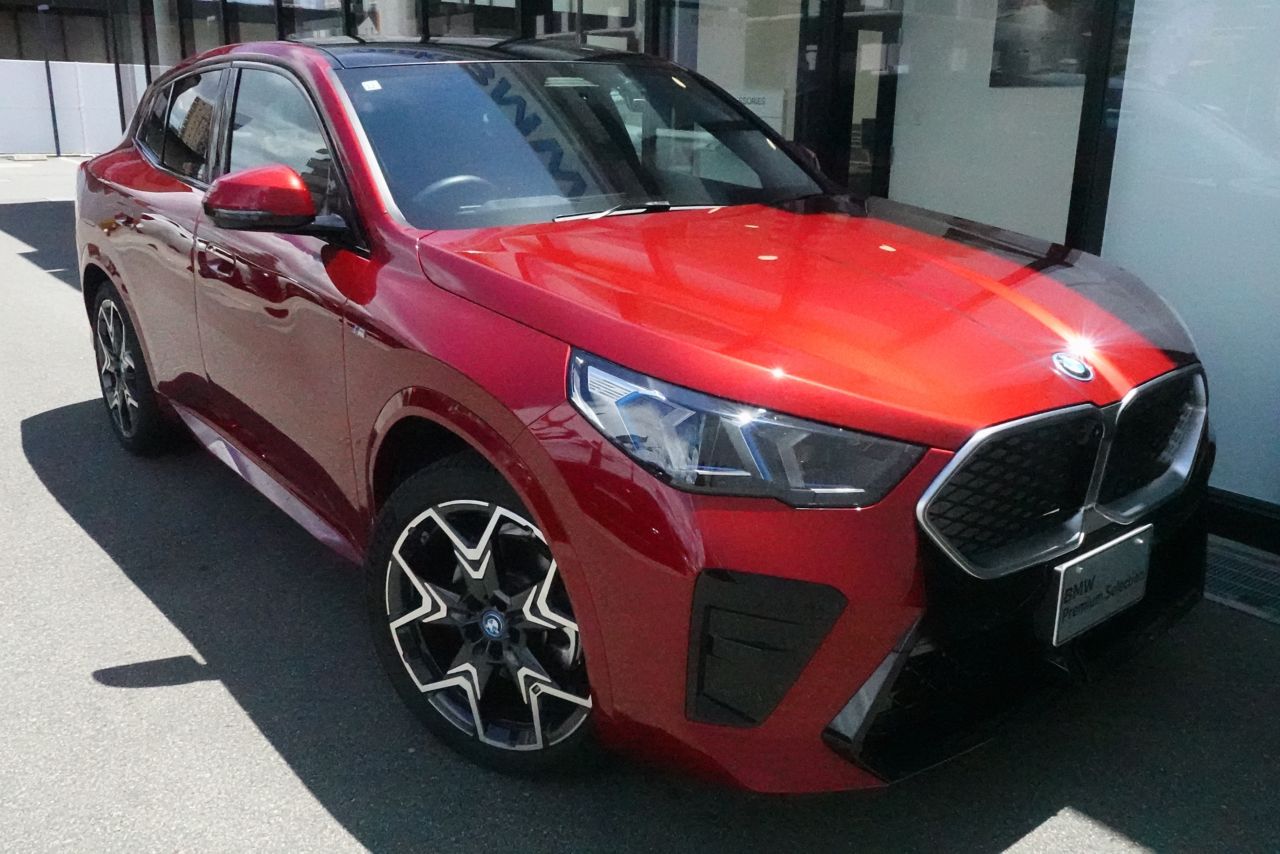iX2 xDrive30 MSP