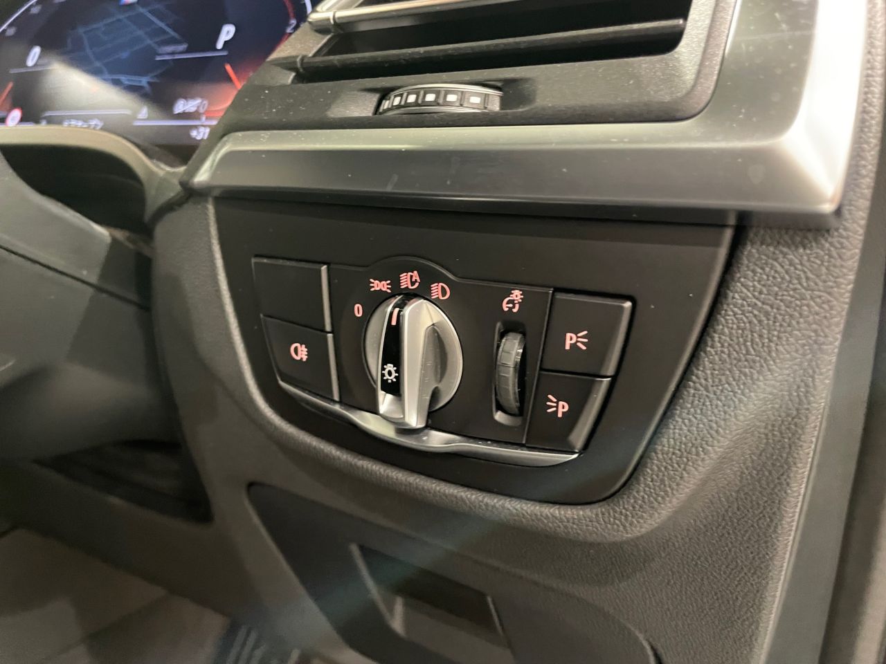 X4 xDrive20d RHD
