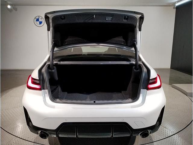 320d xDrive Berline RHD