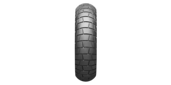 Detailní záběr na Advanture motocyklovou pneumatiku Bridgestone Battlax Adventure Trail AT41