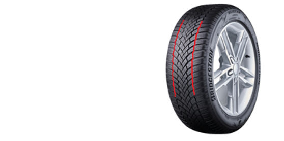 Tento obrázek ukazuje, jak dezén pneumatiky Blizzak LM005 zajišťuje této zimní pneumatice mimořádnou přilnavost na zasněžených a mokrých vozovkách. 