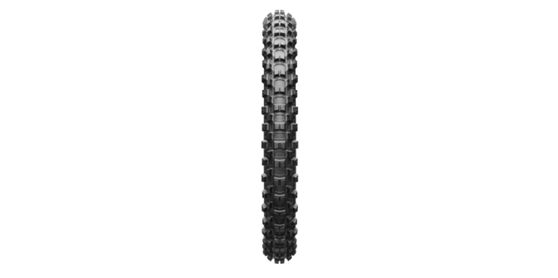 Primo piano del pneumatico per moto Off-Road Bridgestone Battlecross X31.