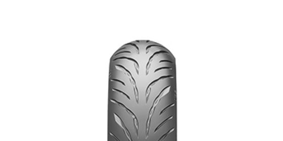 T32 Sport Touring Reifen mit Bridgestone Pulse Groove Profiltechnologie für optimierte Gesamtleistung bei Nässe