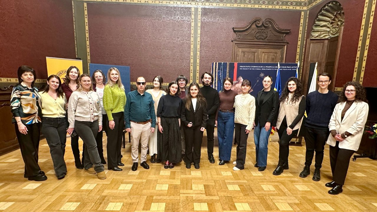 Continental sprijină Tactile Library