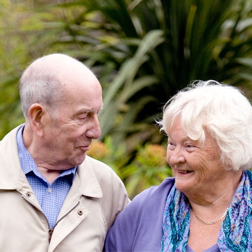 frailty-elderly-couple-walking-together.png