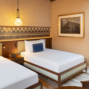 aseeb room twin bedroom