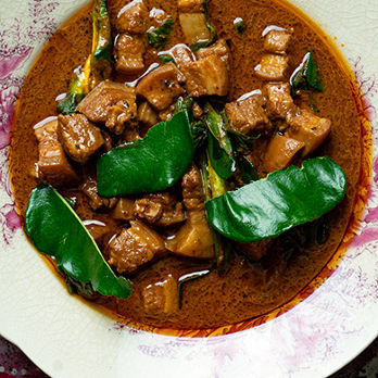 long chim curry dish