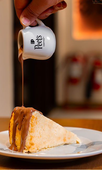 Peets Coffee Dessert service