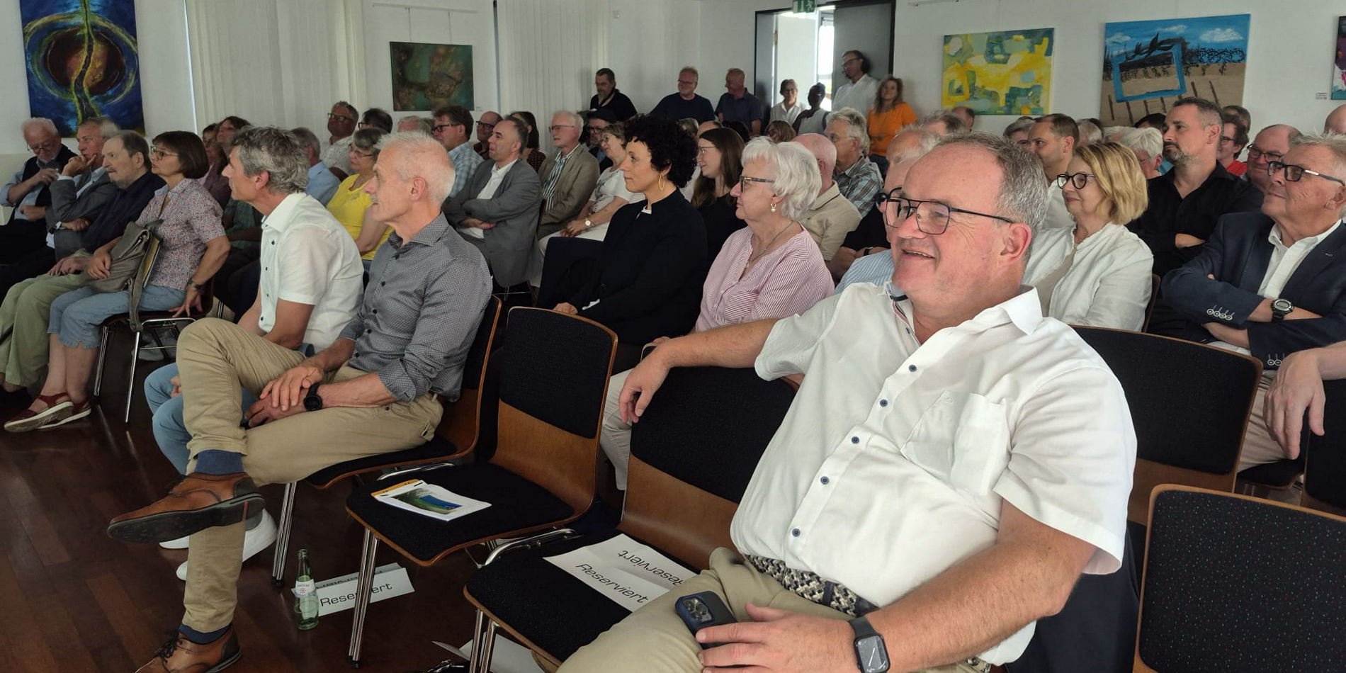 Blick in das Plenum