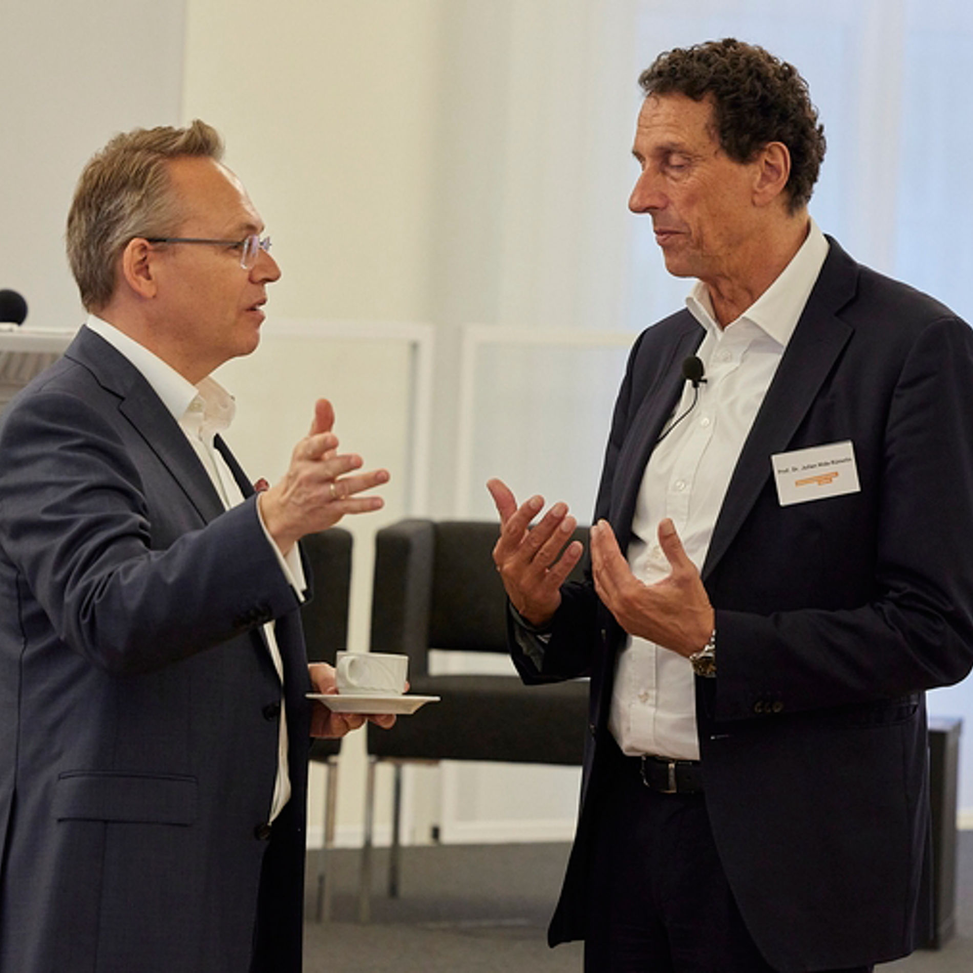 Ökonom + Philosoph - Dr. Ralf Kölbach + Prof. Dr. Dr. h. c. Julian Nida-Rümelin