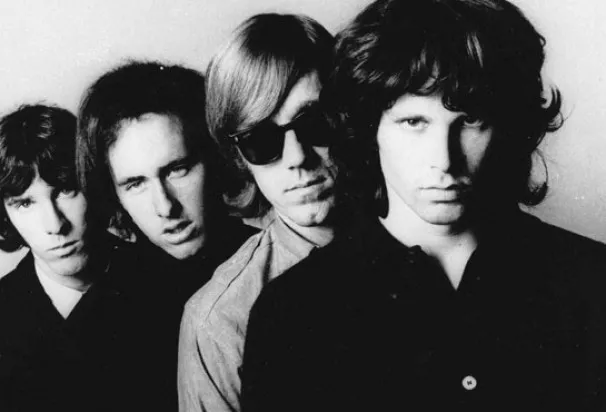 The Doors taldearen inguruan arituko da Fermin Etxegoien igandean
