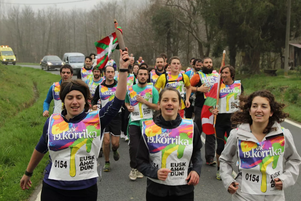 KORRIKA 2015, MARTXOAK 20. ARGAZKIA: AEK