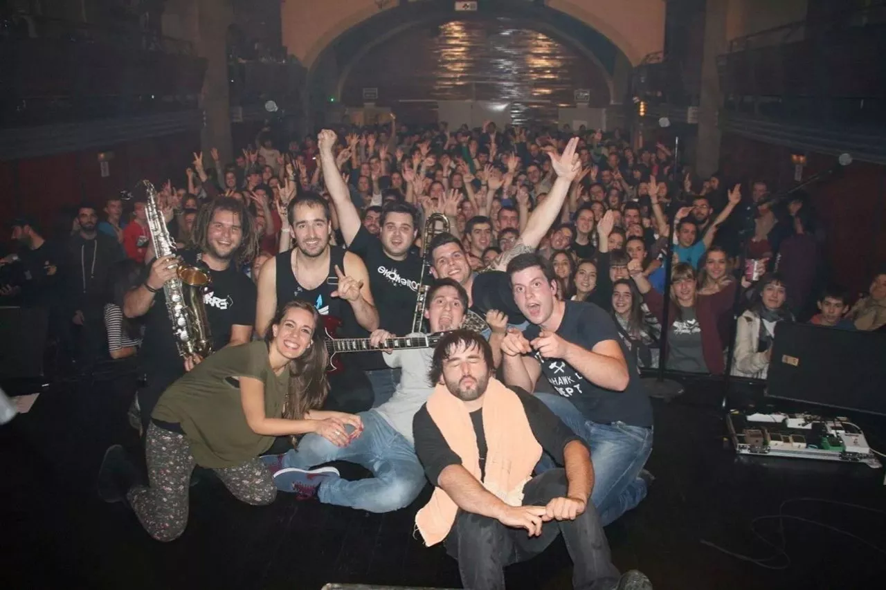 Los componentes del gurpo Hesian tras uno de sus conciertos