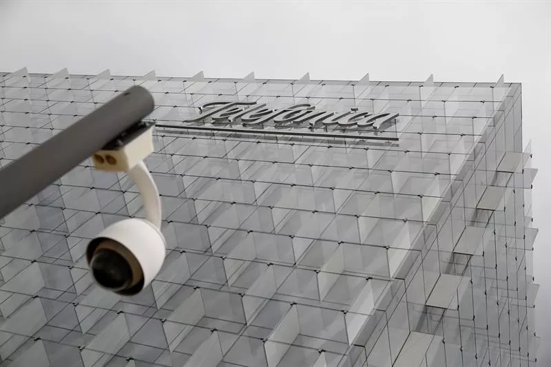 Telefonica sede corporativa Madrid egoitza ciberataque erasoa EFE