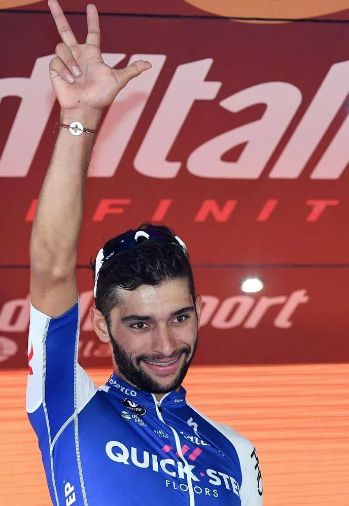 Fernando Gaviria, podiumean. 