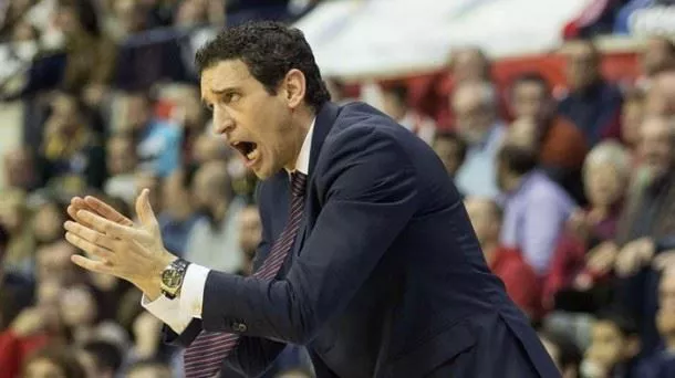 Ibon Navarro entrenatzailea