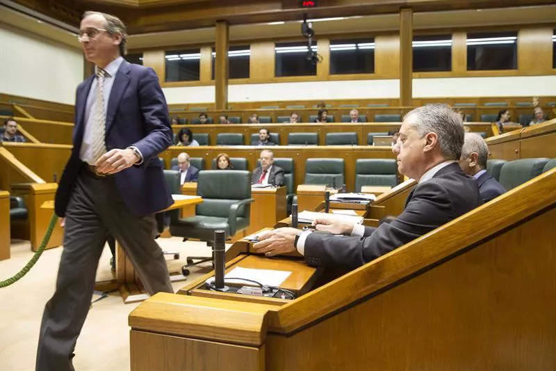 Iñigo Urkullu ha respondido a la pregunta de Alfonso Alonso. Foto: EFE