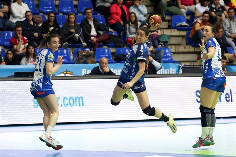 BERA BERA ESTHER ARROJERIA EFE