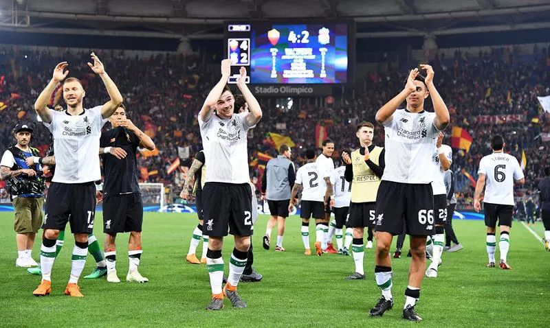 Los jugadores del Liverpool celebrando su pase a la final. Foto: EFE