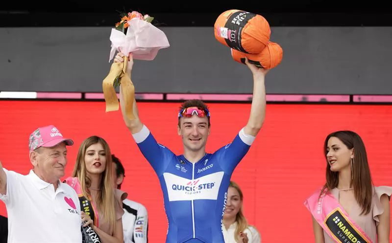 2ª etapa. Elia Viviani. Foto: Efe.