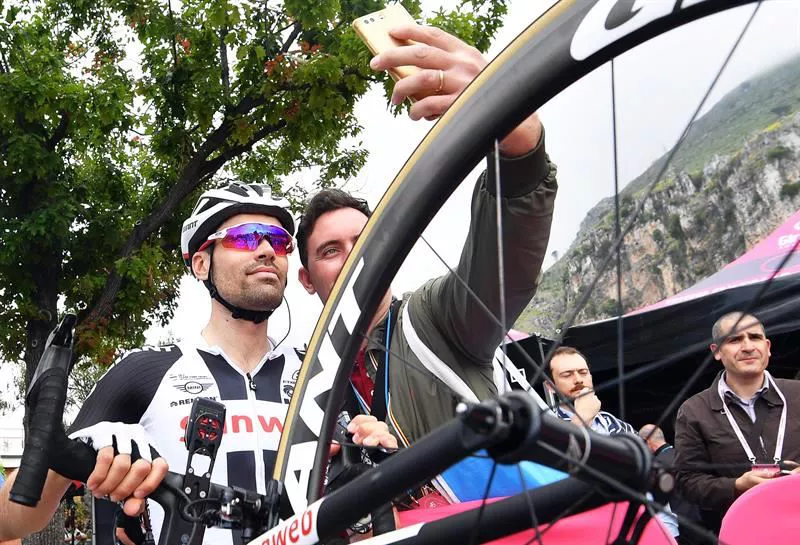 8ª etapa. Tom Dumolin. Foto: Efe.